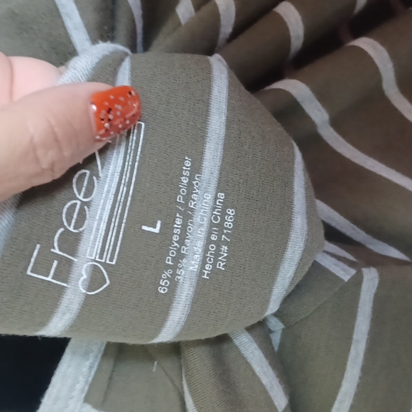 No bad vibes tee - khaki/grey/lilac, high low - Picture 5 of 7